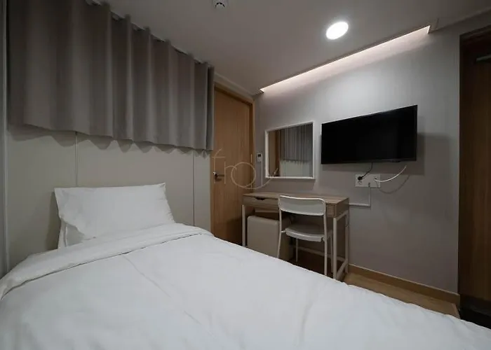 K-grand Gangnam1 Hostel *